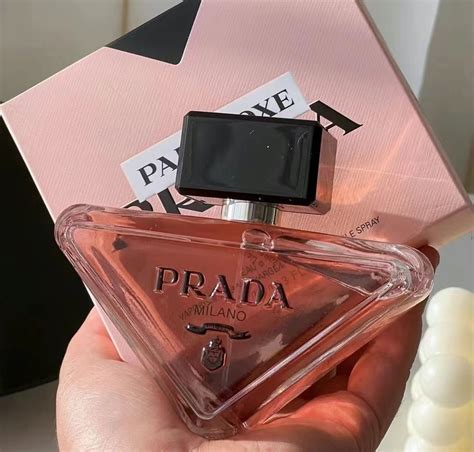 prada paradoxe deodorant